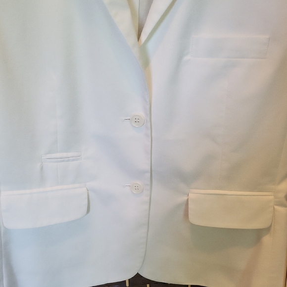 Diane Von Furstenberg White Blazer Tailored Minimalist Design - Picture 8 of 10